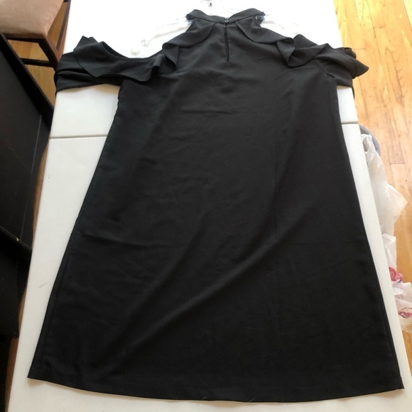 ECI size 14 Black Cold Shoulder perfect for special event wedding - Picture 1 of 11